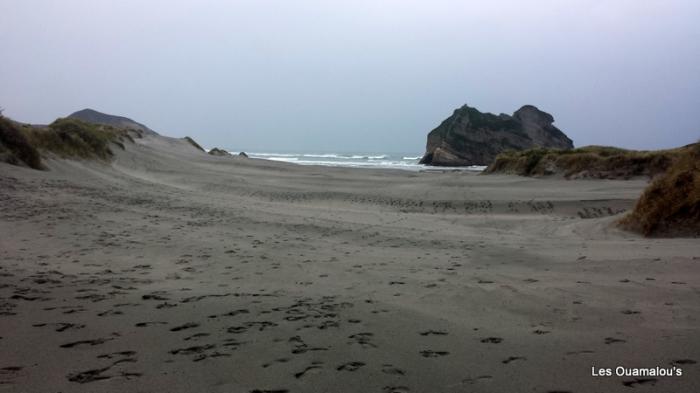 Wharakiri beach