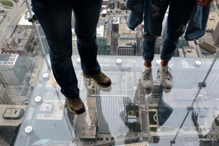 Vertige du haut du skydeck de la Willis Tower