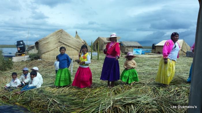 Iles Uros