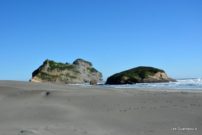 Wharakiri beach