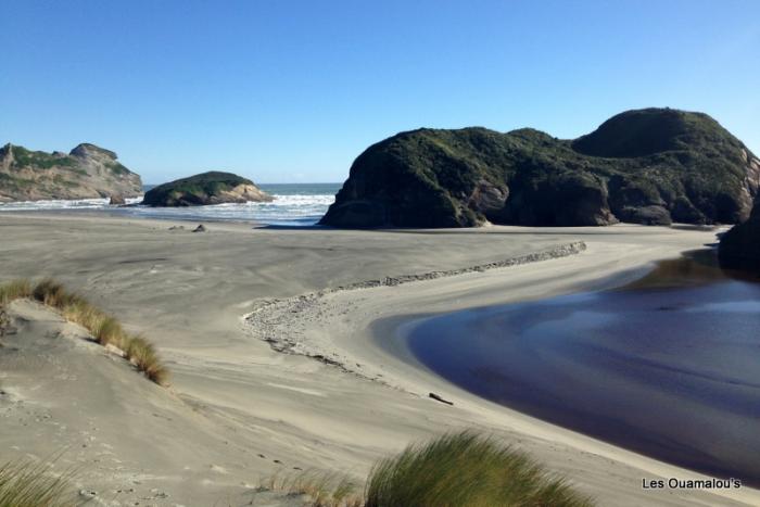 Wharakiri beach