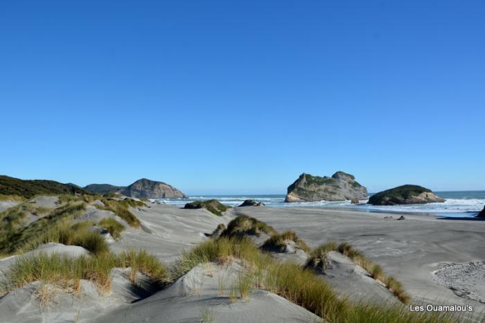 Wharakiri beach